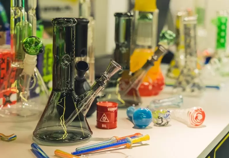 Top 3 Best Online Headshops.